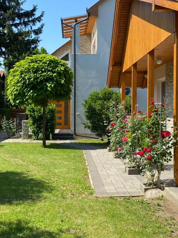 Magyar Apartman Iii. Leilighet Hajdúszoboszló Eksteriør bilde