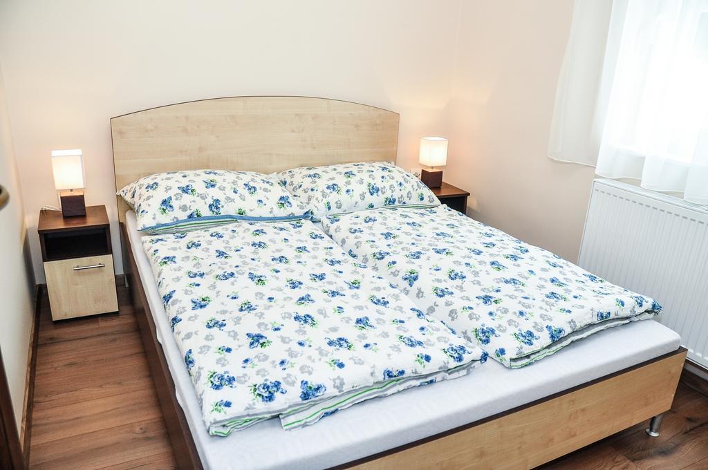 Magyar Apartman Iii. Leilighet Hajdúszoboszló Eksteriør bilde