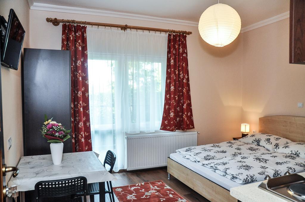 Magyar Apartman Iii. Leilighet Hajdúszoboszló Eksteriør bilde